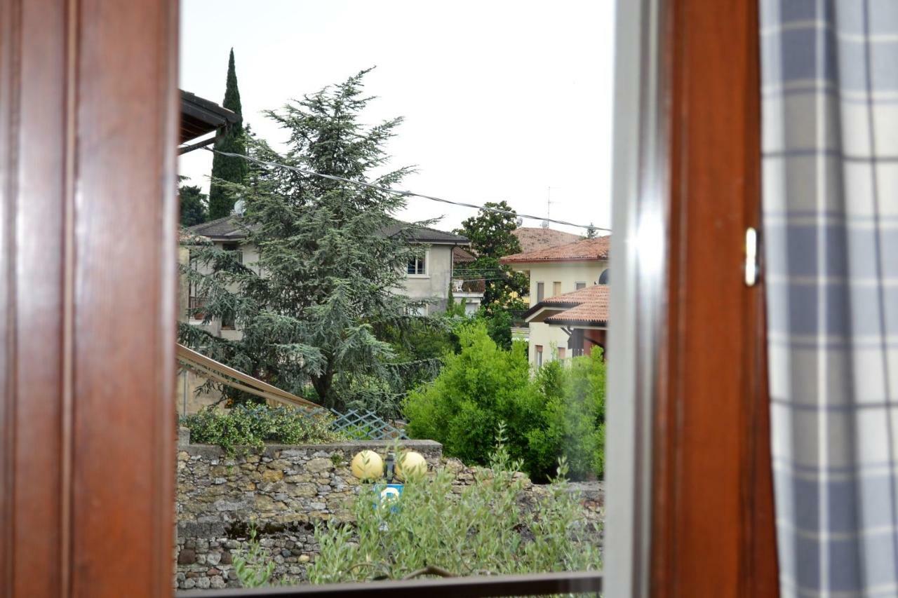 Torri Centro Torri Del Benaco Exterior foto